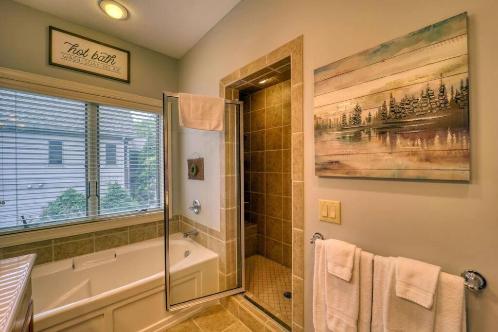 Bucket List Views Sugar Mountain Private Condo - 2Bed, 2Bath, Sleeps 6, Panoramic Views Of Mountains From Large Deck, Short Drive To Shopping, Restaurants, Cafes & Banner Elk Town Екстер'єр фото