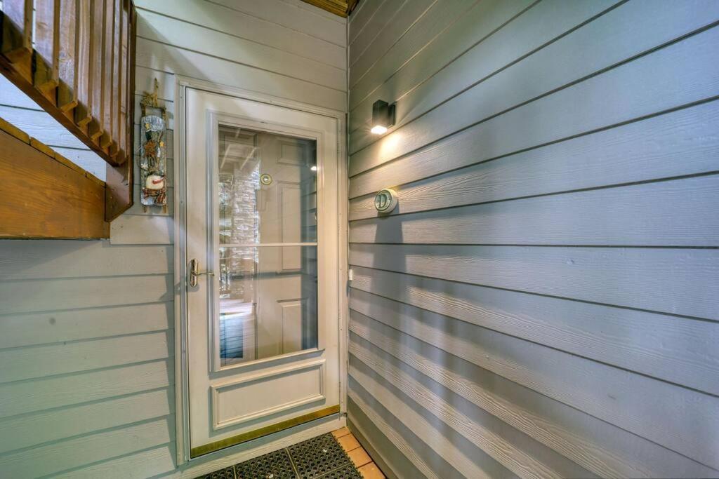 Bucket List Views Sugar Mountain Private Condo - 2Bed, 2Bath, Sleeps 6, Panoramic Views Of Mountains From Large Deck, Short Drive To Shopping, Restaurants, Cafes & Banner Elk Town Екстер'єр фото
