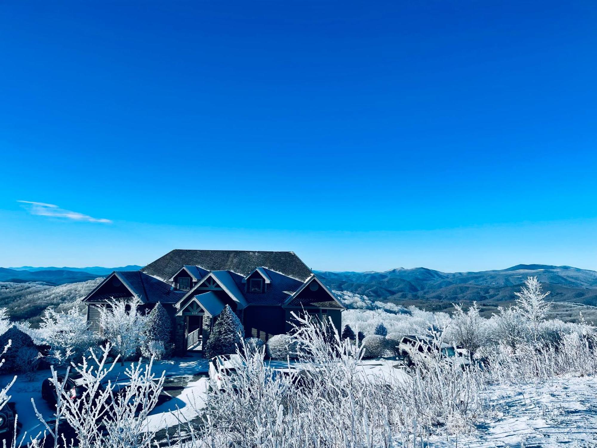 Bucket List Views Sugar Mountain Private Condo - 2Bed, 2Bath, Sleeps 6, Panoramic Views Of Mountains From Large Deck, Short Drive To Shopping, Restaurants, Cafes & Banner Elk Town Екстер'єр фото