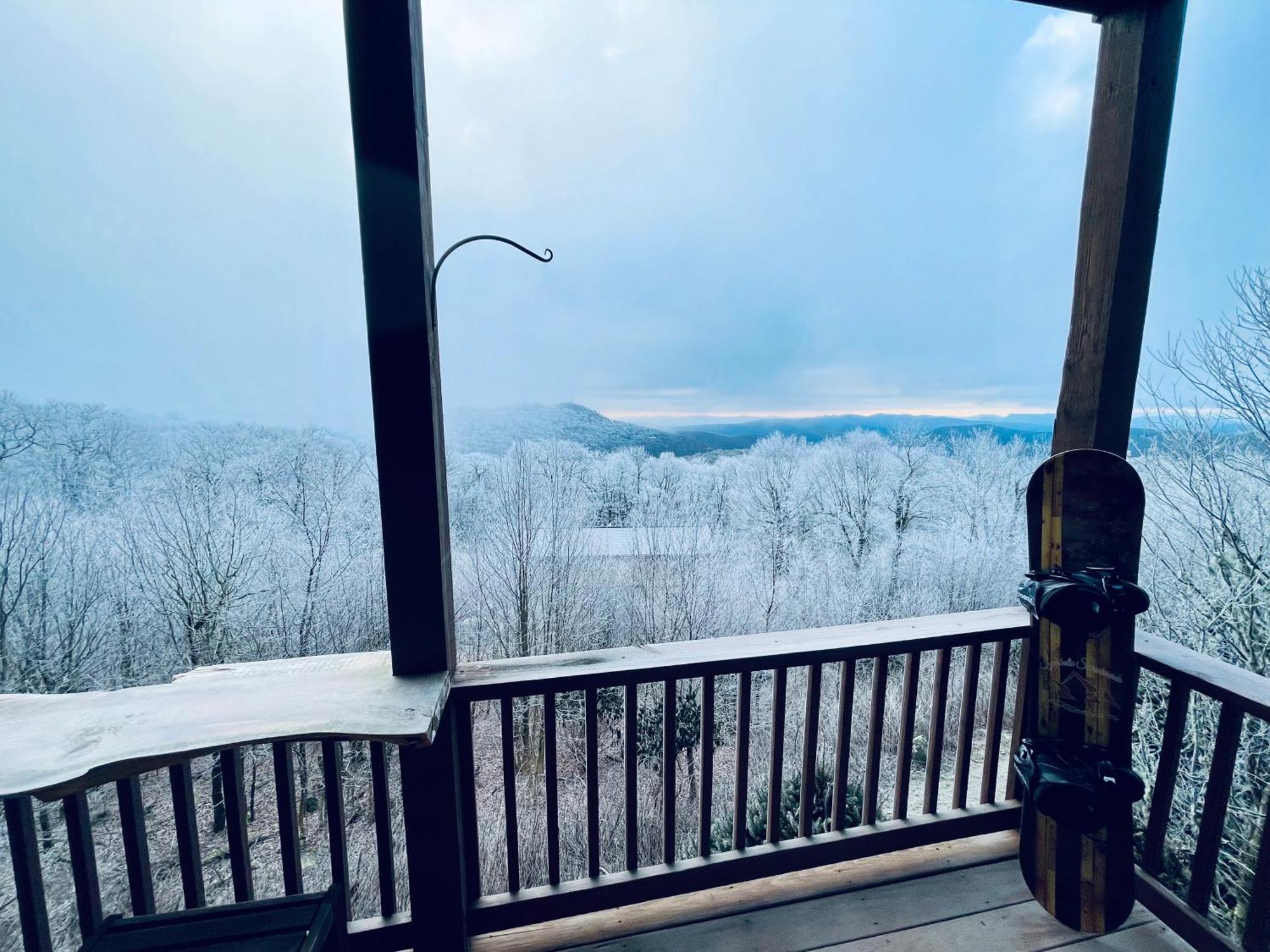 Bucket List Views Sugar Mountain Private Condo - 2Bed, 2Bath, Sleeps 6, Panoramic Views Of Mountains From Large Deck, Short Drive To Shopping, Restaurants, Cafes & Banner Elk Town Екстер'єр фото