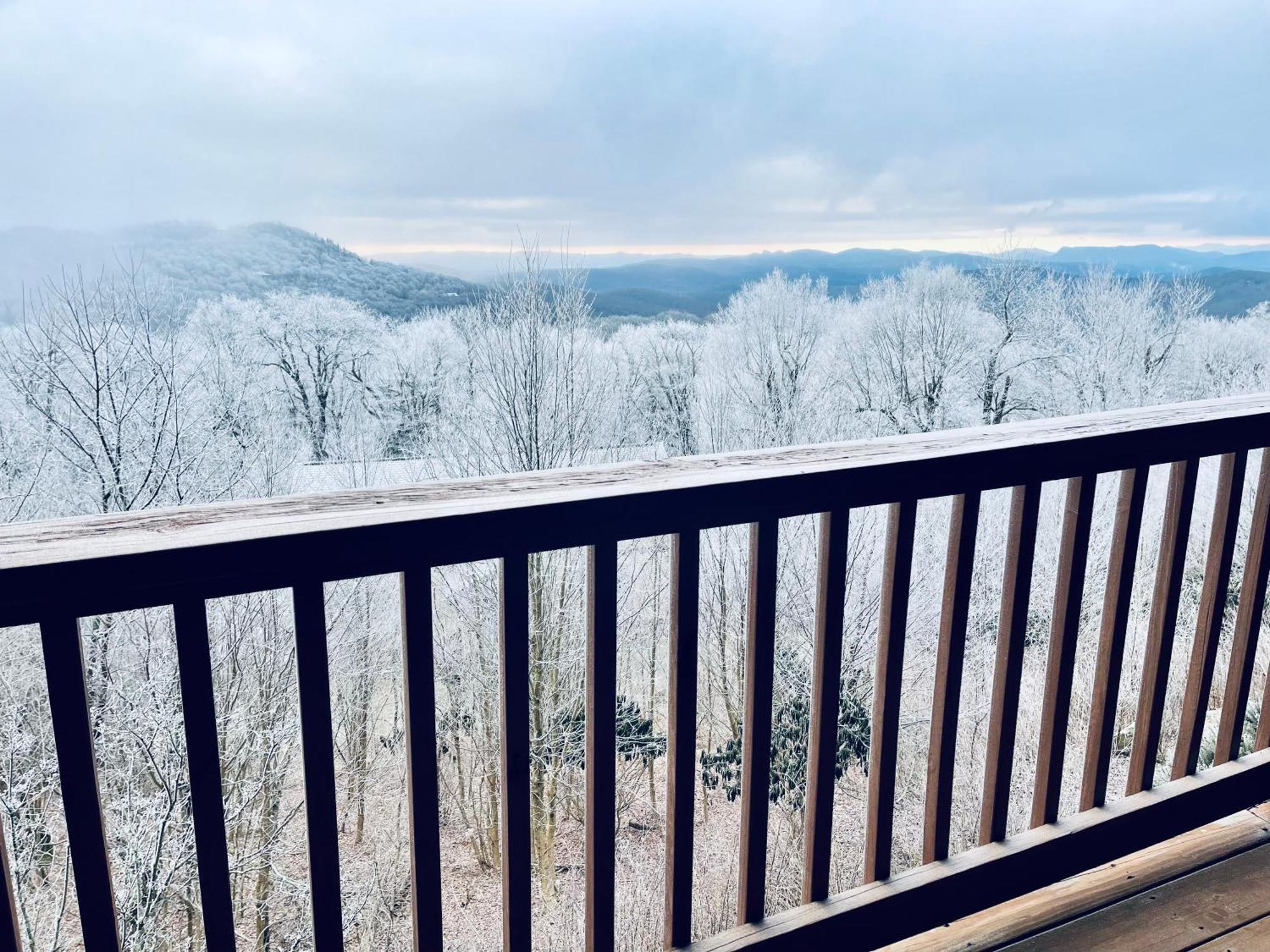 Bucket List Views Sugar Mountain Private Condo - 2Bed, 2Bath, Sleeps 6, Panoramic Views Of Mountains From Large Deck, Short Drive To Shopping, Restaurants, Cafes & Banner Elk Town Екстер'єр фото